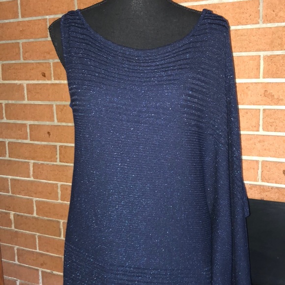 🔷WHBM🔷ASYMMETRIC ONE SHOULDER TUNIC🔷 - Picture 6 of 9